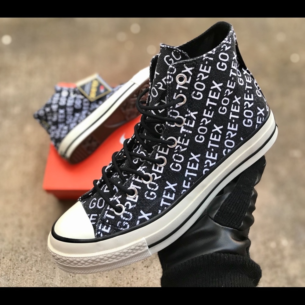 Converse Chuck 70 Hi Black Gore-Tex Waterproof - Picture 2 of 8